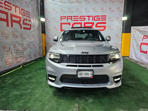 Jeep Grand Cherokee 6.4 Srt-8 At