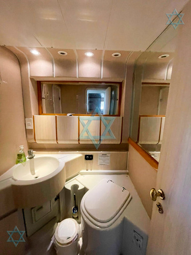 Lancha Technema 54 Barco Iate N Ferretti Azimut Intermarine