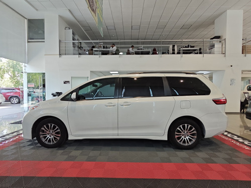 Toyota Sienna 3.5 Xle At