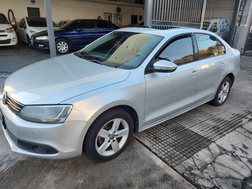 Volkswagen Vento 2.5 Luxury 170cv