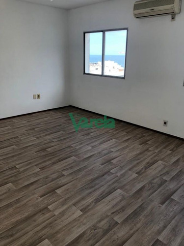 Imagen 8 de 14 de Venta Apartamento Centro, Penthouse 4 Dorm, 2 Baños Y Gge! - Montevideo Centro Montevideo