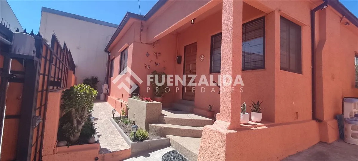Imagen 1 de 25 de Casa En Venta De 3 Dorm. En Viña Del Mar