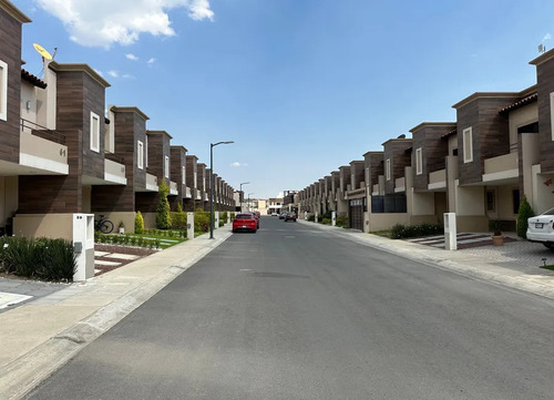 Reestrena Casa En Residencial Andalucia A 15 Min Del Aifa Con Seguridad 24 Hrs Y A 2 Min Aut Mex Pachuca