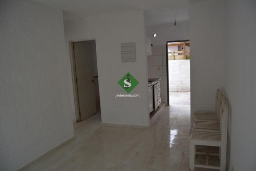 Venta Y Alquiler De Apartamento En Brio San Fernando, 2 Dormitorios, Baño, Cerca De Todo.- Ref: 168275