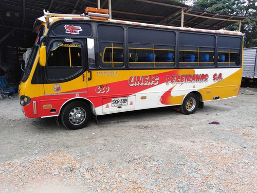 Buseta Npr Modelo 2007 -27 Pasajeros - Ruta Sta Rosa-pereira