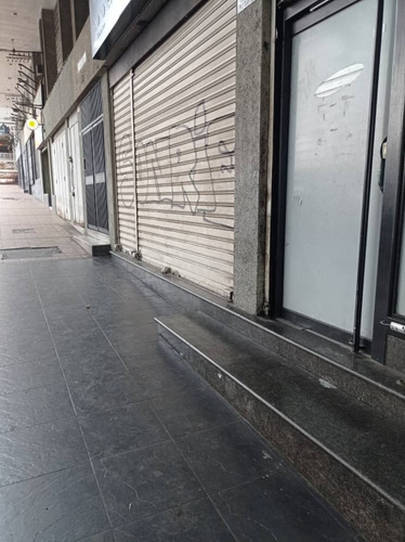 Se Vende Local 160 Metros A Pie De Calle Sabana Grande El Recreo Estacionamiento L5m