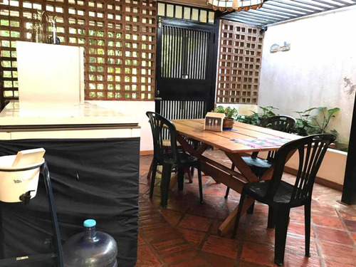 Imagen 2 de 25 de Casa En Venta Urb Oripoto El Hatillo