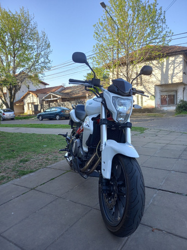 Benelli Tnt 300