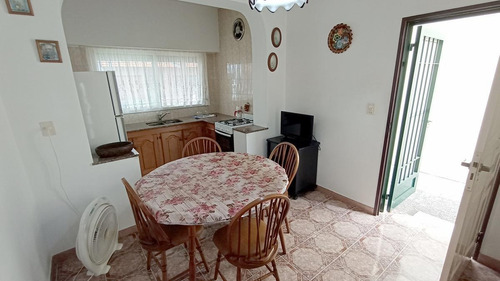 Imagen 12 de 28 de Casa 3 Amb. Con Jardín - Martínez