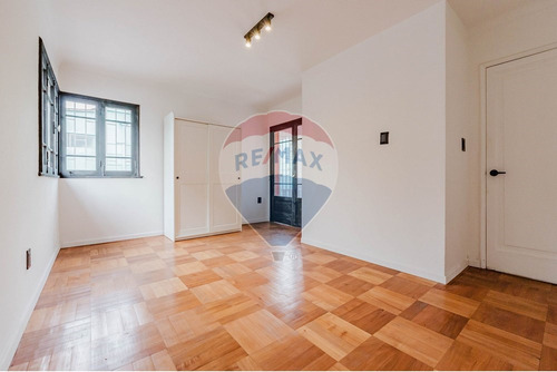 Casa Con Uso Habitacional Y Comercial En Ñuñoa