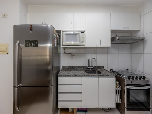 Charmoso Apartamento, Venda, 64 M2, 2 Dormitórios, 1 Suíte, 1 Vaga E Lazer Completo! R$ 410.000,00