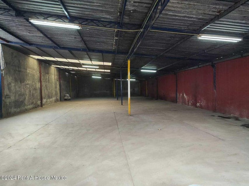Local (bodega) En Renta En Ecatepec De Morelos, Santa Maria Tulpetlac Am. 25-742