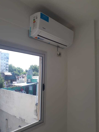 Imagen 9 de 14 de Venta Departamento Semipiso 2 Amb C/ Balcon V. Pueyrredon