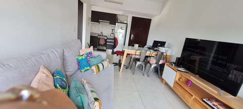 Imagen 1 de 13 de Departamento En Venta, General Rodríguez