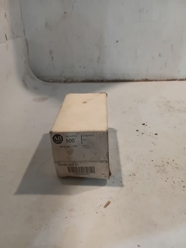 New Allen Bradley 40430-300-51 Size 3 1-pole Contact Ccs