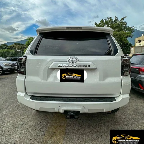 Toyota 4runner Sr5 Año 2022
