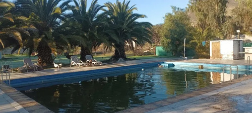 Parcela En Venta | 5.000 M² | 3 Piscinas | Amplios Espacios