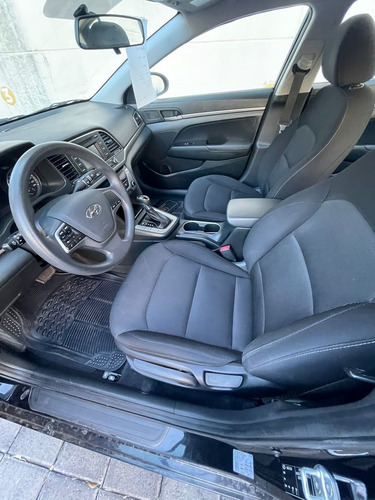 Imagen 7 de 11 de Hyundai Elantra 2018 2.0 Gls At