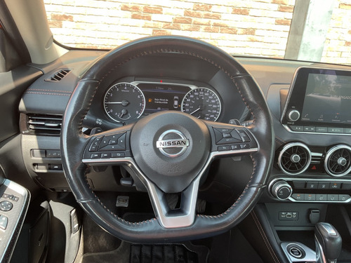 Nissan Sentra Sr Bitono Ta, 1.6l, 4cil, Naranja Bitono 2022
