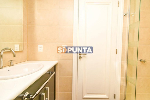 Imagen 14 de 24 de Apartamento En Brava, 3 Dormitorios *