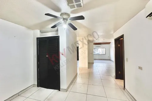 Renta Casa En Excelente Ubicación Jardines Del Lago, $ 14,500.00 Pesos Mensuales