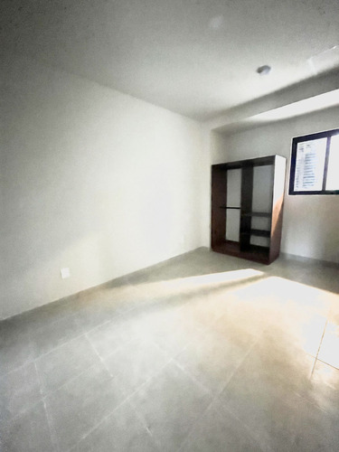 Departamento Para Estrenar Con Roof Garden En Av Nader Cancun