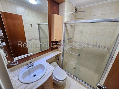 Apartamento En Venta Urb San Jacinto, Maracay 25-16628 Hc