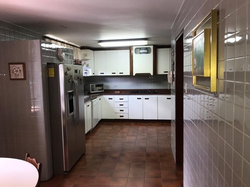 Imagen 11 de 15 de Casa En Venta En Prados Del Este 22-2115 Caro Fermoso 0424-2083128
