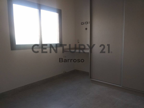 Imagen 6 de 10 de Casa A Estrenar En Barrio Privado Ciro De Vieytes, Maipu!