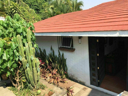 Imagen 11 de 16 de Venta De Casa En Cuernavaca, Estilo Tradicional En Gualupita