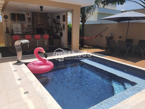 Deslumbrante Sobrado No Condomínio Terras Do Cancioneiro Com 04 Dormitórios Sendo 03 Suítes, Amplas Salas Integradas A Área Gourmet Completa. - Ca00859 - 69204696