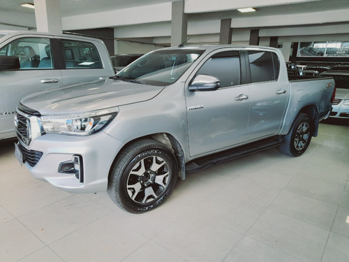 Toyota Hilux 2.8 Cd Srx 177cv 4x4