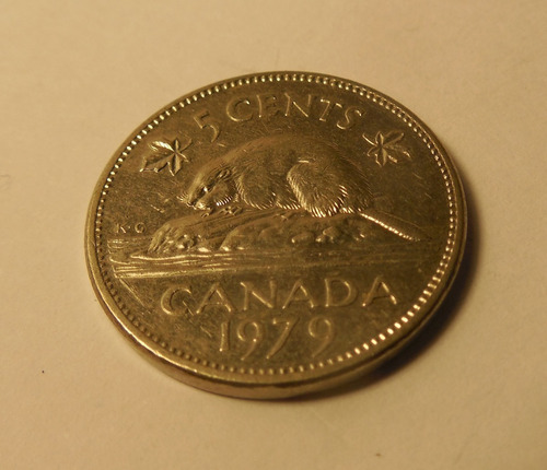 Moneda 5 Centavos. Canada, 1979. Reina Isabel (Usado)