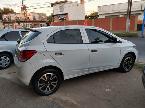 Chevrolet Onix 1.4 Lt Muy Bueno Tomo Auto Fcio X Bco