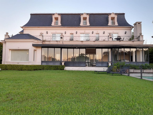 Casa En Venta- La Isla- Nordelta