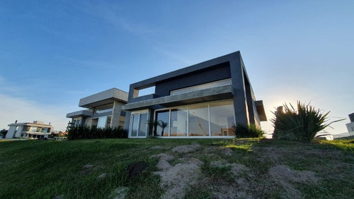 Imagem 9 de 29 de Casa À Venda Em Capão Da Canoa - Ca01135 - 68111258
