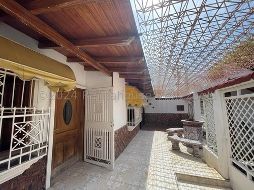 Casa Remodelada En La Mulera, Maracay. Ljsa 24-21162