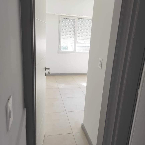 Imagen 8 de 10 de Departamento En Venta En Tandil- Oportunidad