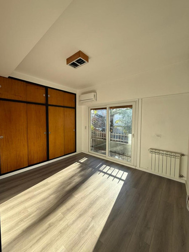 Casa/duplex 4 Ambientes En Venta - Villa Devoto - Con Terraza, Patio, Jacuzzi Y Garage