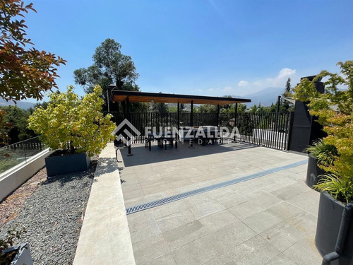 Departamento Arriendo 3 Dormitorios La Dehesa Newland