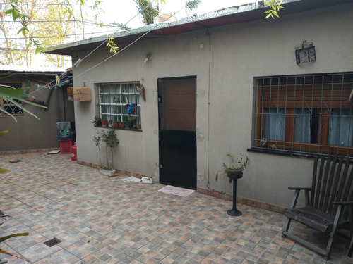 Casa En Venta 2 Berazategui 