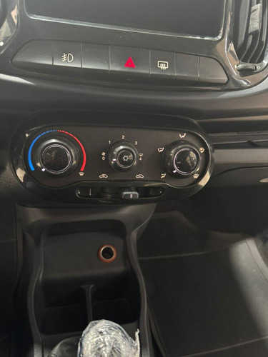Fiat Uno 1.0 Attractive Flex 5p