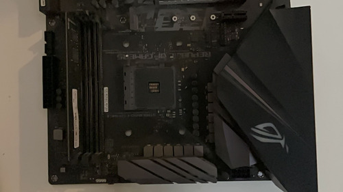 Motherboard Asus Rog Strix B550-f Gaming Wifi Ii Am4 - Agua (Usado)