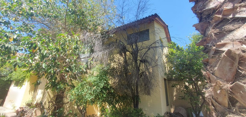 Casa 2 Pisos Amplia , 5 Dormitorios , 3 Baños , Living , Com