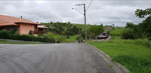 Lote De 1.011 M Em Condomínio Fechado Na Cidade De Guararema, Á Apenas 45 Minutos De São Paulo; Com Fácil Acesso Pela Rodovia Aírton Senna Ou Dutra. C - Te0124