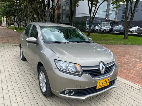 Renault Logan 1.6 Privilege / Intens