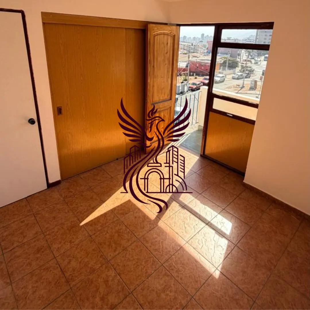 Imagen 5 de 10 de Arriendo Departamento 4 Dormitorios Pezoa Véliz 0612