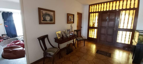 Imagen 8 de 11 de Casa Baruta Cumbres De Curumo Century 21 Plaza Francia 04125033903