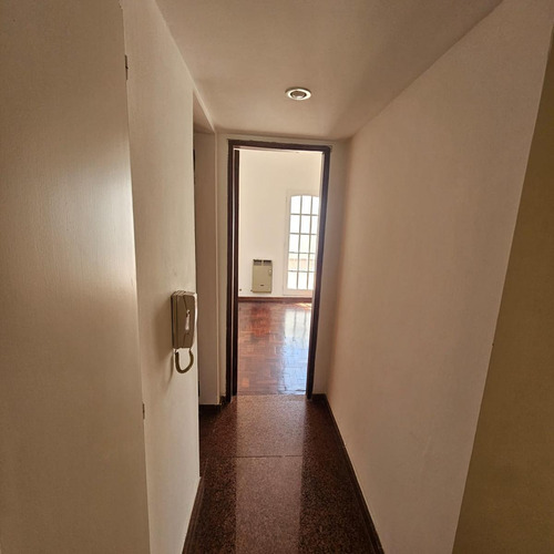 Casa En Planta Alta Con Cochera