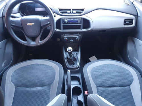Imagem 7 de 15 de Chevrolet Onix 1.0 Mpfi Ls 8v Flex 4p Manual